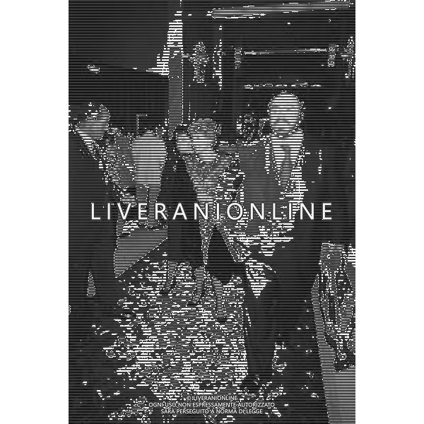 Neg - RETROSPETTIVA LUCIANO PAVAROTTI TENORE NELLA FOTO CON LA PRIMA MOGLIE ADUA VERONI AG ALDO LIVERANI SAS