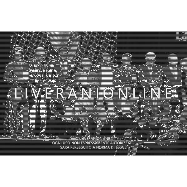 Neg - RETROSPETTIVA LUCIANO PAVAROTTI TENORE IN CONCERTO PER L\'INAUGURAZIONE DEI MONDIALI DI CALCIO FIFA WORLD CUP \'ITALIA \'90\' AL PALATRUSSARDI DI MILANO NELL\'ANNO 1990 NELLA FOTO IL CALCIATORE BRASILIANO PELE\' (pseudonimo di Edson Arantes do Nascimento), DIEGO ARMANDO MARADONA, PAOLO ROSSI E DANIEL PASSARELLA AG ALDO LIVERANI SAS