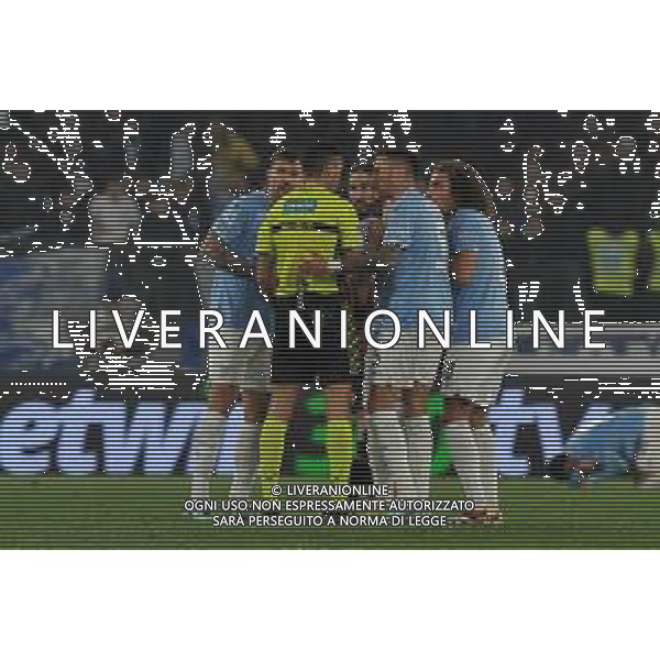 Lazio vs Milan - Campionato Serie A TIM - 27 giornata - Stadio Olimpico - Roma 01-03-2024 nella foto Proteste giocatori Lazio con arbitro marco Di Bello ©Federico Gaetano/AGENZIA ALDO LIVERANI SAS