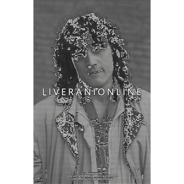 NEG-RETROSPETTIVA FRANCESCO SALVI ATTORE E CANTANTE NELLA FOTO FRANCESCO SALVI A MILANO NELL\'ANNO 1982 AG ALDO LIVERANI SAS 