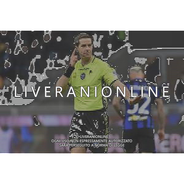 Inter vs Genoa nella foto l\'arbitro Giovanni Ayroldi di Molfetta (BA) Milano 04-03-2024 Stadio Giuseppe Meazza - San Siro Campionato Serie A TIM - 27a giornata foto Roberto Garavaglia/Agenzia Aldo Liverani sas/ AGENZIA ALDO LIVERANI SAS