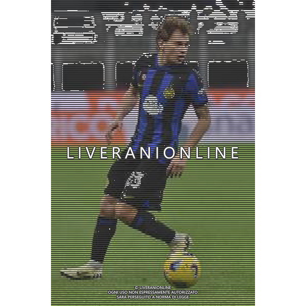 Inter vs Genoa nella foto Nicolo\' Barella (Inter) Milano 04-03-2024 Stadio Giuseppe Meazza - San Siro Campionato Serie A TIM - 27a giornata foto Roberto Garavaglia/Agenzia Aldo Liverani sas/ AGENZIA ALDO LIVERANI SAS