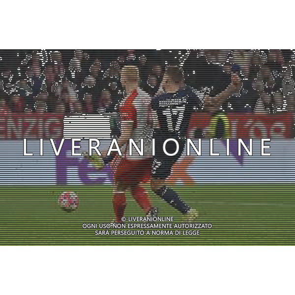 TVRG Bayern Monaco vs Lazio nella foto il contatto in area tra Matthijs de Ligt (Bayern Monaco) e Ciro Immobile (Lazio) giudicato regolare dall\'arbitro Slavko Vincic (SLO) e dal VAR Monaco di Baviera (GER) 05-03-2024 Allianz Arena - Football Arena Monaco UEFA Champions League - ottavi di finale gara di ritorno foto Roberto Garavaglia/Agenzia Aldo Liverani sas/ AGENZIA ALDO LIVERANI SAS