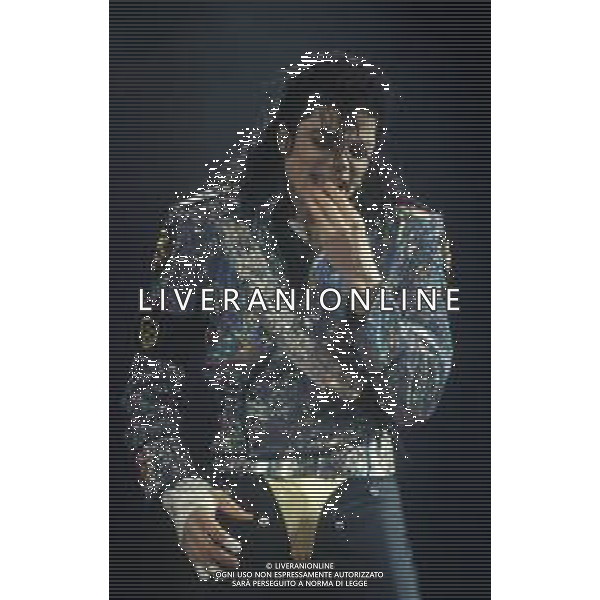 NEG-RETROSPETTIVA MICHAEL JACKSON CANTANTE NELLA FOTO MICHAEL JACKSON IN ITALIA NELL\'ANNO 1990 AG ALDO LIVERANI SAS