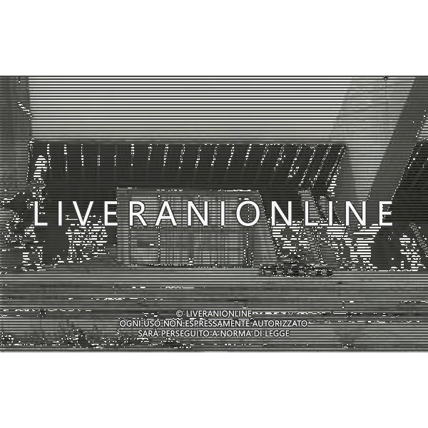 NEG-1988 MILANO IL PALAZZETTO DELLO SPORT IN VIA FEDERICO TESIO E VIA PATROCLO PRIMA DELLA DEMOLIZIONE AG ALDO LIVERANI SAS