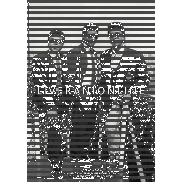 NEG-RETROSPETTIVA FRATELLI JACKSON CANTANTI NELLA FOTO I FRATELLI JACKSON A MILANO IN TERRAZZA MARTINI NELL\'ANNO 1988 AG ALDO LIVERANI SAS
