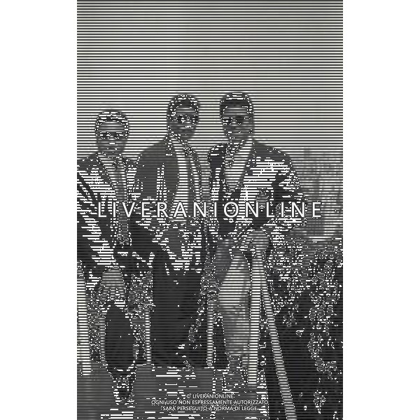 NEG-RETROSPETTIVA FRATELLI JACKSON CANTANTI NELLA FOTO I FRATELLI JACKSON A MILANO IN TERRAZZA MARTINI NELL\'ANNO 1988 AG ALDO LIVERANI SAS
