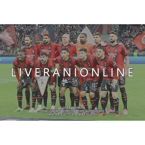Milan vs Slavia Praga nella foto formazione Milan, in piedi da SX Yacine Adli, Ruben Loftus-Cheek, Simon, Mike Maignan, Matteo Gabbia e Olivier Giroud; in basso da SX Rafael Leao, Theo Hernandez, Tijjani Reijnders, Christian Mate Pulisic e Alessandro Florenzi Milano 07-03-2024 Stadio Giuseppe Meazza - San Siro UEFA Europa League - ottavi di finale gara di andata foto Roberto Garavaglia/Agenzia Aldo Liverani sas/AGENZIA ALDO LIVERANI SAS
