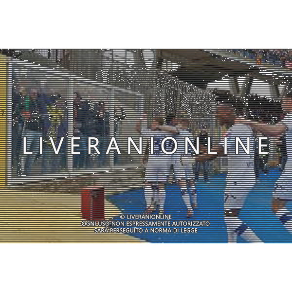TVEM Michael Folorunsho of Hellas Verona celebrates after scoring a goal with teammates during the Italian soccer Serie A match Lecce vs Hellas Verona on March 10, 2024 at Via del Mare Stadium in Lecce, Italy. Photo Emmanuele Mastrodonato/agenzia Liverani/AGENZIA ALDO LIVERANI SAS