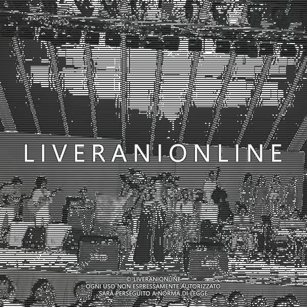 NEG-RETROSPETTIVA MINA MAZZINI CANTANTE NELLA FOTO MINA MAZZINI CANTA ALLA BUSSOLA DI VIAREGGIO NELL\'ANNO 1978 AG ALDO LIVERANI SAS