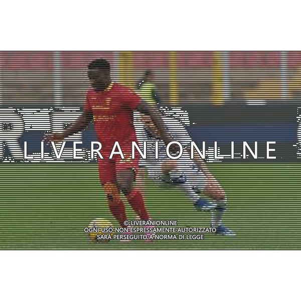 TVEM Lameck Banda of US Lecce in action against Ondrej Duda of Hellas Verona during the Italian soccer Serie A match Lecce vs Hellas Verona on March 10, 2024 at Via del Mare Stadium in Lecce, Italy. Photo Emmanuele Mastrodonato/agenzia Liverani/AGENZIA ALDO LIVERANI SAS