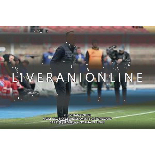 TVEM coach Roberto D’Aversa of US Lecce during the Italian soccer Serie A match Lecce vs Hellas Verona on March 10, 2024 at Via del Mare Stadium in Lecce, Italy. Photo Emmanuele Mastrodonato/agenzia Liverani/AGENZIA ALDO LIVERANI SAS