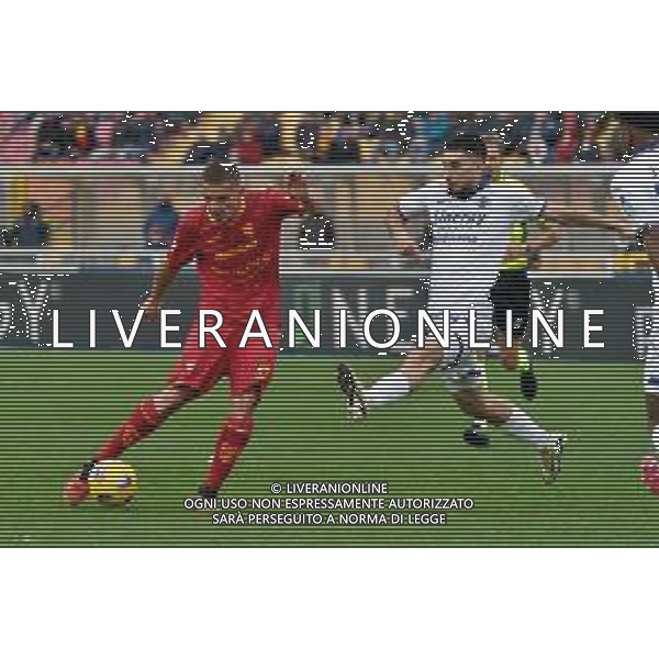 TVEM Nikola Krstovic of US Lecce in action against Suat Serdar of Hellas Verona during the Italian soccer Serie A match Lecce vs Hellas Verona on March 10, 2024 at Via del Mare Stadium in Lecce, Italy. Photo Emmanuele Mastrodonato/agenzia Liverani/AGENZIA ALDO LIVERANI SAS