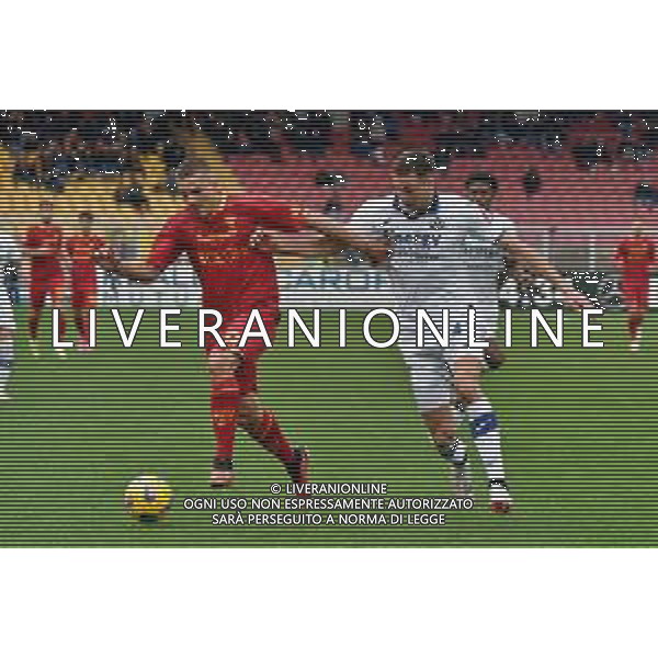 TVEM Nikola Krstovic of US Lecce in action against Diego Coppola of Hellas Verona during the Italian soccer Serie A match Lecce vs Hellas Verona on March 10, 2024 at Via del Mare Stadium in Lecce, Italy. Photo Emmanuele Mastrodonato/agenzia Liverani/AGENZIA ALDO LIVERANI SAS