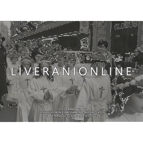 NEG - RETROSPETTIVA MINA MAZZINI CANTANTE NELLA FOTO CORRADO PANI A LUGANO CRESIMA DEL FIGLIO MASSIMILIANO NELL\'ANNO 1969 AG ALDO LIVERANI SAS 
