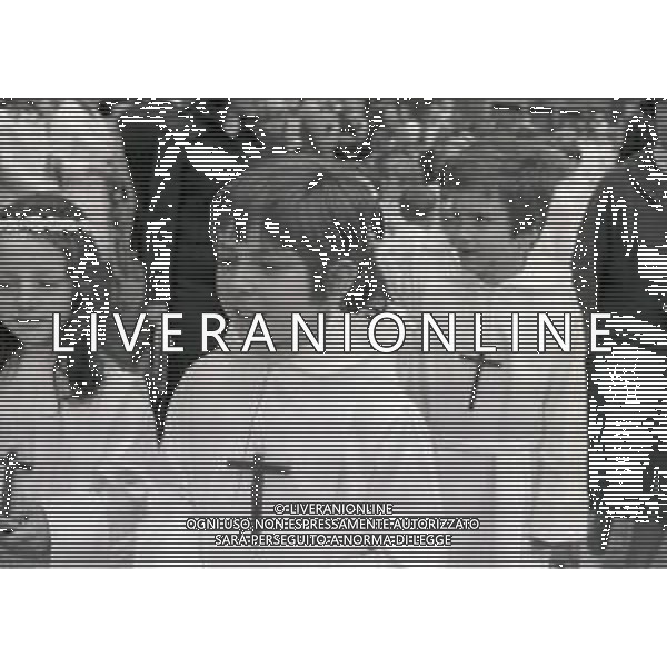NEG - RETROSPETTIVA MINA MAZZINI CANTANTE NELLA FOTO CORRADO PANI E MINA MAZZINI A LUGANO CRESIMA DEL FIGLIO MASSIMILIANO NELL\'ANNO 1969 AG ALDO LIVERANI SAS 