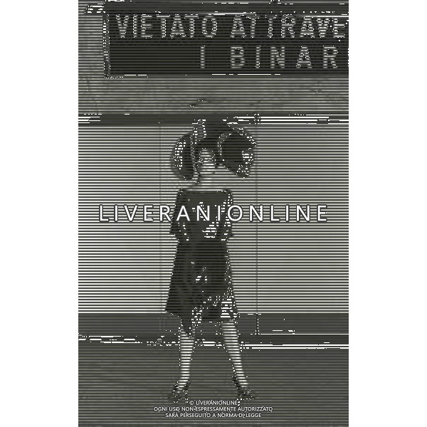 NEG-RETROSPETTIVA MINA MAZZINI CANTANTE  NELLA FOTO MINA MAZZINI NELL\'ANNO 1965   FOTO PIERO PASCUTTINI -ARCHIVIO GIOVANNI LIVERANI-AG ALDO LIVERANI SAS  
