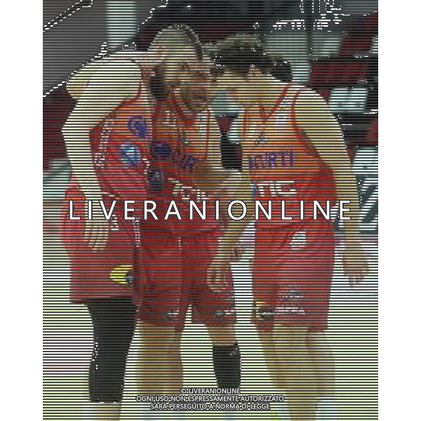 CENTO(FE) 10 03 2024 ANDREA COSTA BASKET-VIRTUS LUMEZZANE SERIE B NELLA FOTO DA SINISTRA RICCARDO CRESPI ALEX RANUZZI E LUKAS AUSTIKALNIS IMOLA ©SANNA/AGENZIA ALDO LIVERANI SAS