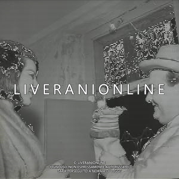 08-08-1963 SALERNO-RETROSPETTIVA MINA MAZZINI CANTANTE NELLA FOTO MINA MAZZINI CON AURELIO FIERRO AG ALDO LIVERANI SAS