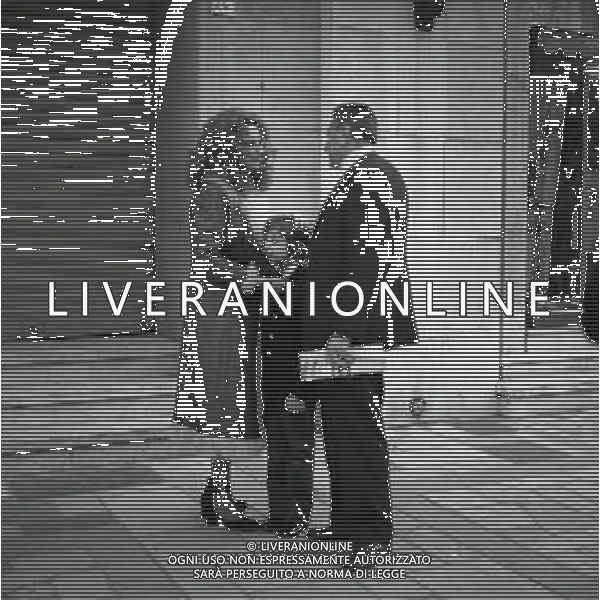 NEG-RETROSPETTIVA MINA MAZZINI CANTANTE NELLA FOTO MINA MAZZINI CON IL PADRE A SALSOMAGGIORE E IL FIGLIO MASSIMILIANO NELL\'ANNO 1971 AG ALDO LIVERANI SAS