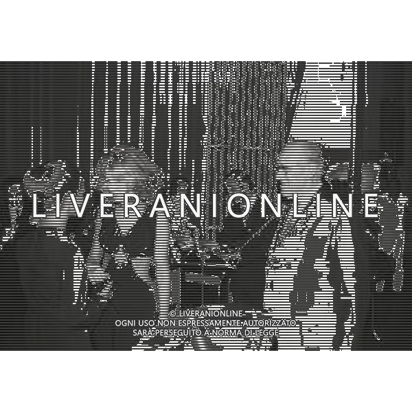 NEG-RETROSPETTIVA MINA MAZZINI CANTANTE NELLA FOTO MINA MAZZINI A VENEZIA ALLA PREMIAZIONE DELLA GONDOLA D\'ORO NELL\'ANNO 1968 AG ALDO LIVERANI SAS 