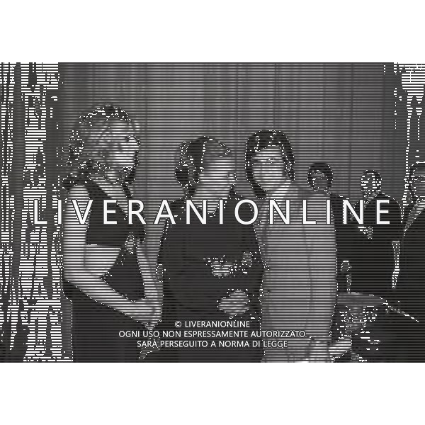 NEG-RETROSPETTIVA MINA MAZZINI CANTANTE NELLA FOTO MINA MAZZINI A VENEZIA ALLA PREMIAZIONE DELLA GONDOLA D\'ORO NELL\'ANNO 1968 AG ALDO LIVERANI SAS