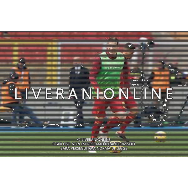 TVEM Federico Baschirotto of US Lecce warms up during the Italian soccer Serie A match Lecce vs Hellas Verona on March 10, 2024 at Via del Mare Stadium in Lecce, Italy. Photo Emmanuele Mastrodonato/agenzia Liverani/AGENZIA ALDO LIVERANI SAS