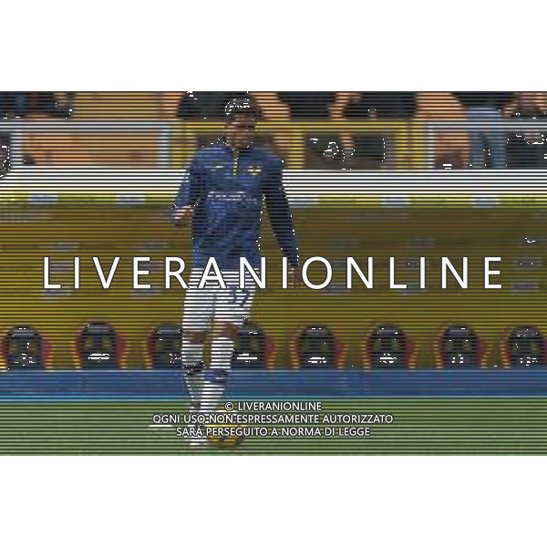 TVEM Charlys Matheus Lima Pontes of Hellas Verona warms up during the Italian soccer Serie A match Lecce vs Hellas Verona on March 10, 2024 at Via del Mare Stadium in Lecce, Italy. Photo Emmanuele Mastrodonato/agenzia Liverani/AGENZIA ALDO LIVERANI SAS