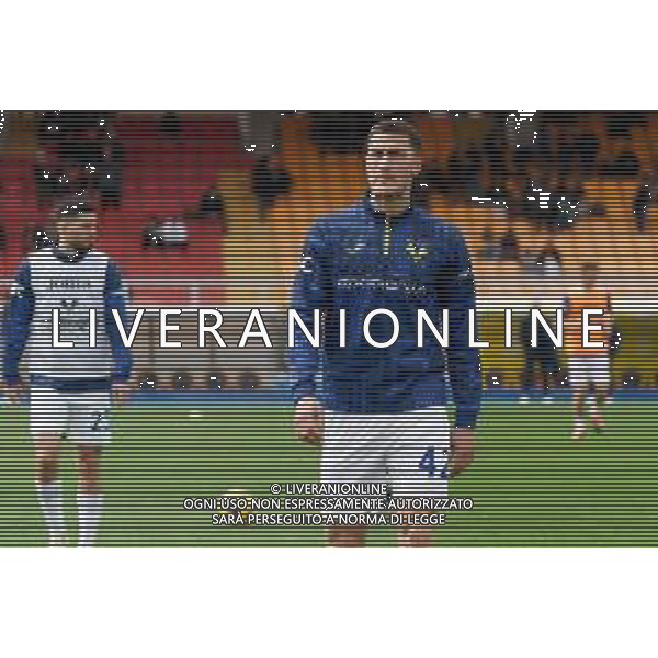 TVEM Diego Coppola of Hellas Verona warms up during the Italian soccer Serie A match Lecce vs Hellas Verona on March 10, 2024 at Via del Mare Stadium in Lecce, Italy. Photo Emmanuele Mastrodonato/agenzia Liverani/AGENZIA ALDO LIVERANI SAS