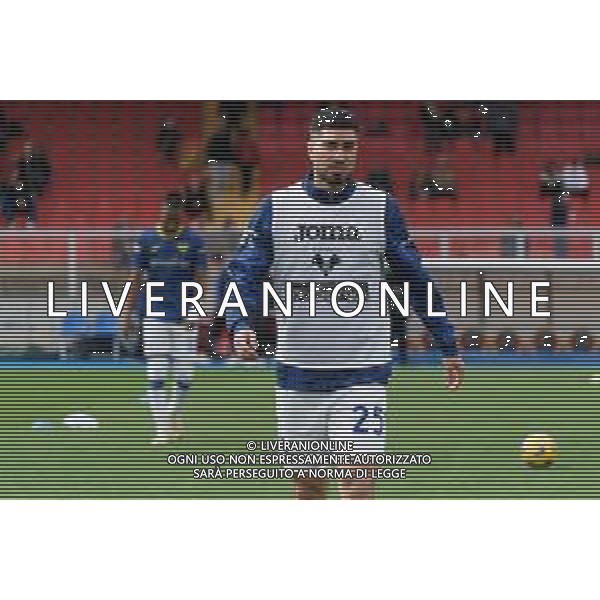 TVEM Suat Serdar of Hellas Verona warms up during the Italian soccer Serie A match Lecce vs Hellas Verona on March 10, 2024 at Via del Mare Stadium in Lecce, Italy. Photo Emmanuele Mastrodonato/agenzia Liverani/AGENZIA ALDO LIVERANI SAS