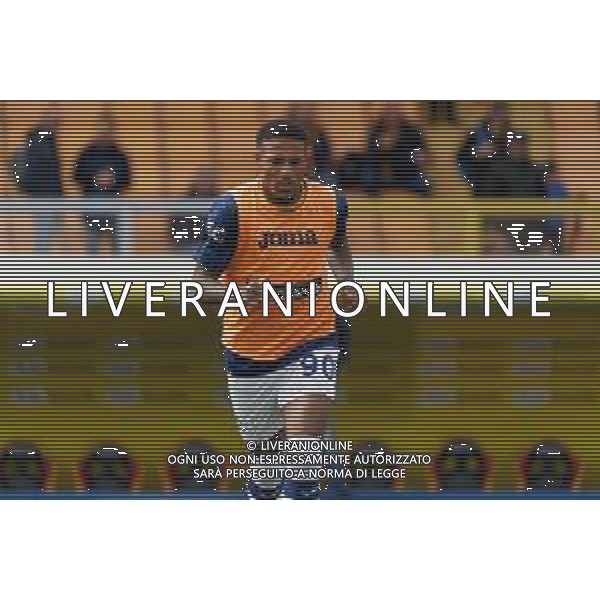 TVEM Michael Folorunsho of Hellas Verona warms up during the Italian soccer Serie A match Lecce vs Hellas Verona on March 10, 2024 at Via del Mare Stadium in Lecce, Italy. Photo Emmanuele Mastrodonato/agenzia Liverani/AGENZIA ALDO LIVERANI SAS