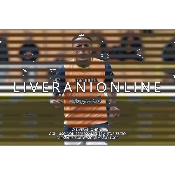 TVEM Michael Folorunsho of Hellas Verona warms up during the Italian soccer Serie A match Lecce vs Hellas Verona on March 10, 2024 at Via del Mare Stadium in Lecce, Italy. Photo Emmanuele Mastrodonato/agenzia Liverani/AGENZIA ALDO LIVERANI SAS