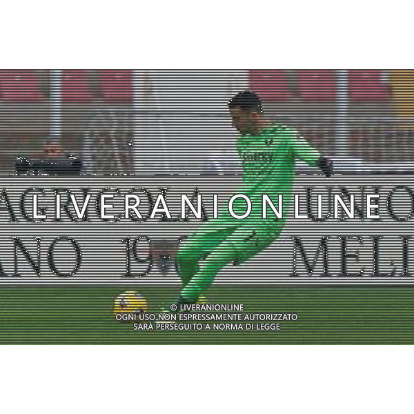 TVEM Lorenzo Montipò of Hellas Verona during the Italian soccer Serie A match Lecce vs Hellas Verona on March 10, 2024 at Via del Mare Stadium in Lecce, Italy. Photo Emmanuele Mastrodonato/agenzia Liverani/AGENZIA ALDO LIVERANI SAS
