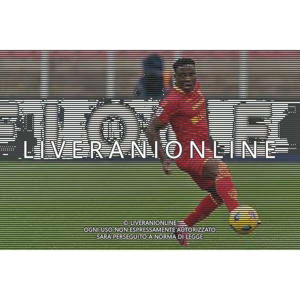 TVEM Lameck Banda of US Lecce during the Italian soccer Serie A match Lecce vs Hellas Verona on March 10, 2024 at Via del Mare Stadium in Lecce, Italy. Photo Emmanuele Mastrodonato/agenzia Liverani/AGENZIA ALDO LIVERANI SAS
