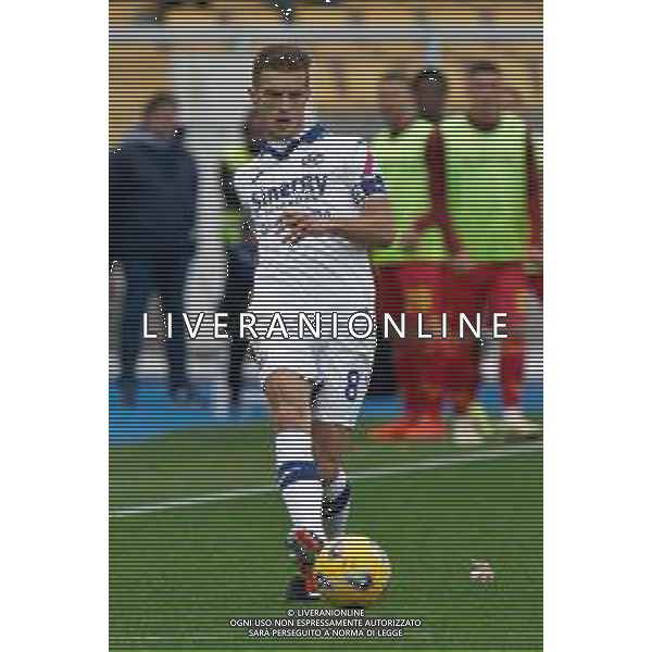 TVEM Darko Lazovic of Hellas Verona during the Italian soccer Serie A match Lecce vs Hellas Verona on March 10, 2024 at Via del Mare Stadium in Lecce, Italy. Photo Emmanuele Mastrodonato/agenzia Liverani/AGENZIA ALDO LIVERANI SAS