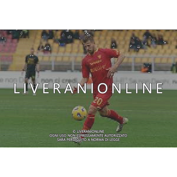 TVEM Ylber Ramadani of US Lecce during the Italian soccer Serie A match Lecce vs Hellas Verona on March 10, 2024 at Via del Mare Stadium in Lecce, Italy. Photo Emmanuele Mastrodonato/agenzia Liverani/AGENZIA ALDO LIVERANI SAS