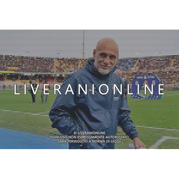 TVEM Fabrizio Del Rosso assistant coach of Hellas Verona during the Italian soccer Serie A match Lecce vs Hellas Verona on March 10, 2024 at Via del Mare Stadium in Lecce, Italy. Photo Emmanuele Mastrodonato/agenzia Liverani/AGENZIA ALDO LIVERANI SAS