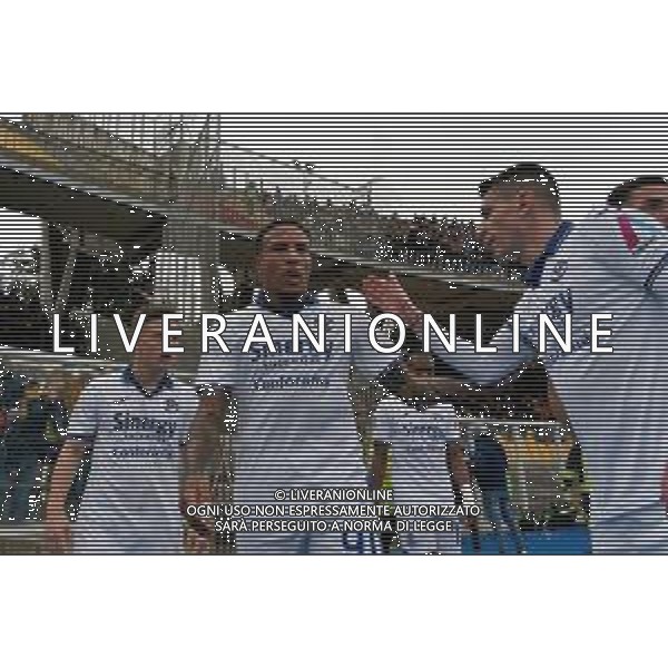 TVEM Michael Folorunsho of Hellas Verona celebrates after scoring a goal with teammates during the Italian soccer Serie A match Lecce vs Hellas Verona on March 10, 2024 at Via del Mare Stadium in Lecce, Italy. Photo Emmanuele Mastrodonato/agenzia Liverani/AGENZIA ALDO LIVERANI SAS