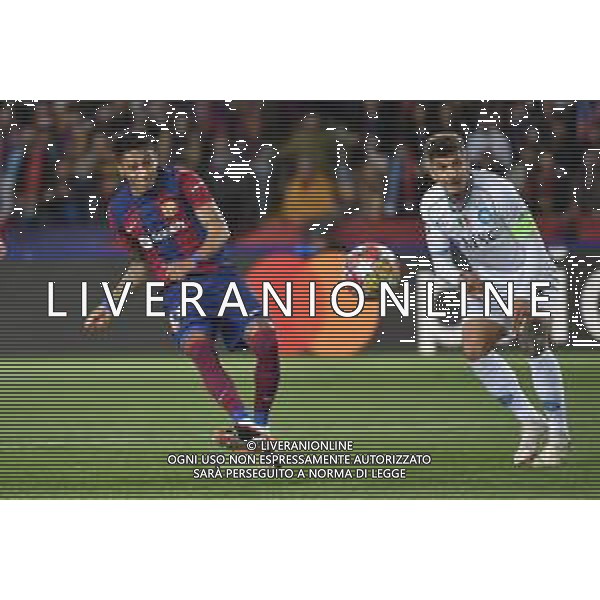 TVRG Barcellona vs Napoli nella foto la conclusione di Raphinha Raphael Dias Belloli (Barcellona) colpisce il palo e viene poi ribattuta in rete da Joao Cancelo (Barcellona) per il gol del 2 a 0 Barcellona (SPA) 12-03-2024 Stadio Olimpico Lluis Companys UEFA Champions League - ottavi di finale gara di ritorno foto Roberto Garavaglia/Agenzia Aldo Liverani sas/AGENZIA ALDO LIVERANI SAS