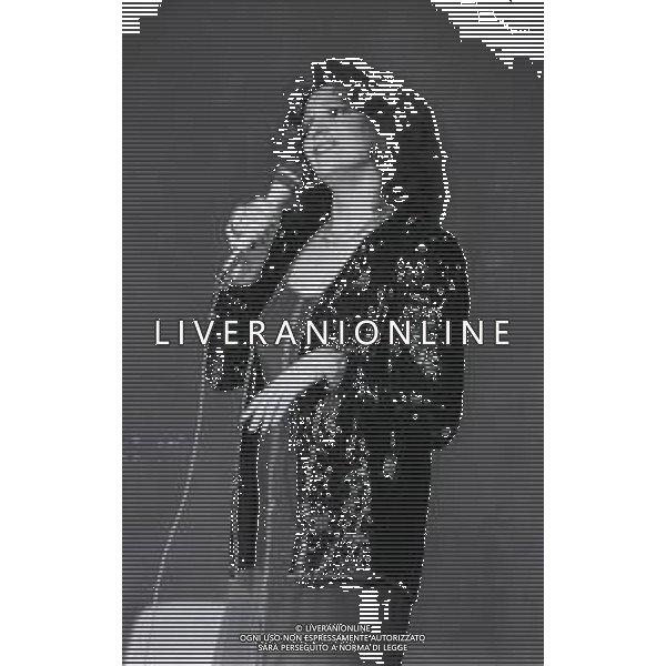 NEG-RETROSPETTIVA IVA ZANICCHI CANTANTE NELLA FOTO IVA ZANICCHI NELL\'ANNO 1984 A MILANO AG ALDO LIVERANI SAS 