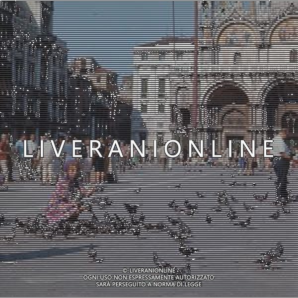 COL-RETROSPETTIVA IVA ZANICCHI CANTANTE NELLA FOTO IVA ZANICCHI A VENEZIA AG ALDO LIVERANI SAS