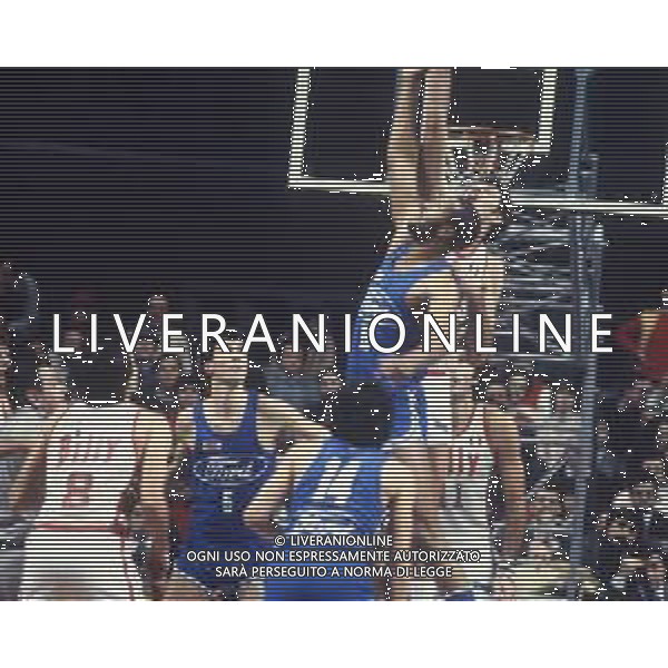RETROSPETTIVA WALLACE BRYANT BASKET NELLA FOTO WALLACE BRYANT CON LA MAGLIA DELLA FORD CANTU\' BASKET NELL\'ANNO 1982-1983 AG ALDO LIVERANI SAS