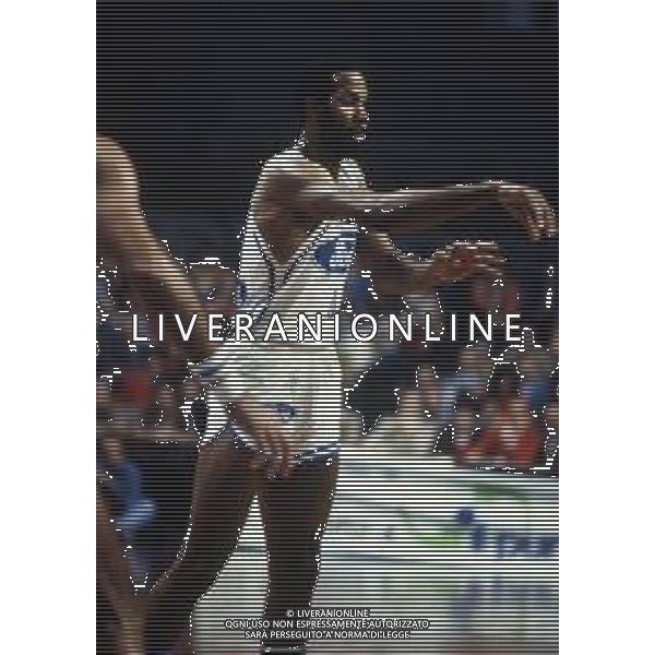 RETROSPETTIVA WALLACE BRYANT BASKET NELLA FOTO WALLACE BRYANT CON LA MAGLIA DELLA FORD CANTU\' BASKET NELL\'ANNO 1982-1983 AG ALDO LIVERANI SAS