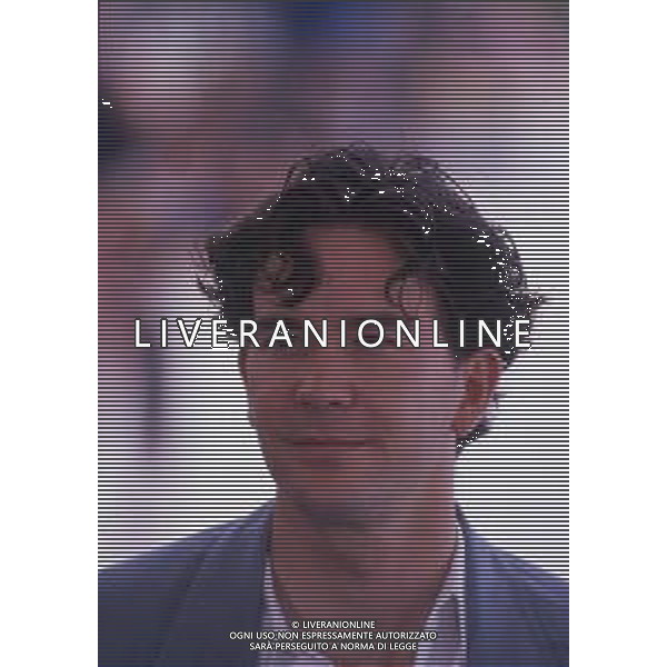 DIAP-RETROSPETTIVA TIMOTHY HUTTON ATTORE NELLA FOTO TIMOTHY HUTTON A CANNES NELL\'ANNO 1988 AG ALDO LIVERANI SAS 