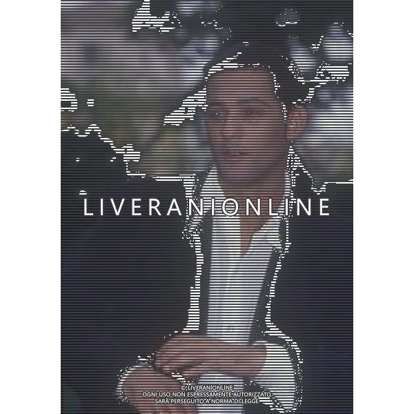 DIAP-RETROSPETTIVA ROSARIO TINDARO FIORELLO SHOWMAN-IMITATORE -COMICO E CANTANTE NELLA FOTO ROSARIO TINDARO FIORELLO NELL\'ANNO 1995 A SANREMO AG ALDO LIVERANI SAS  