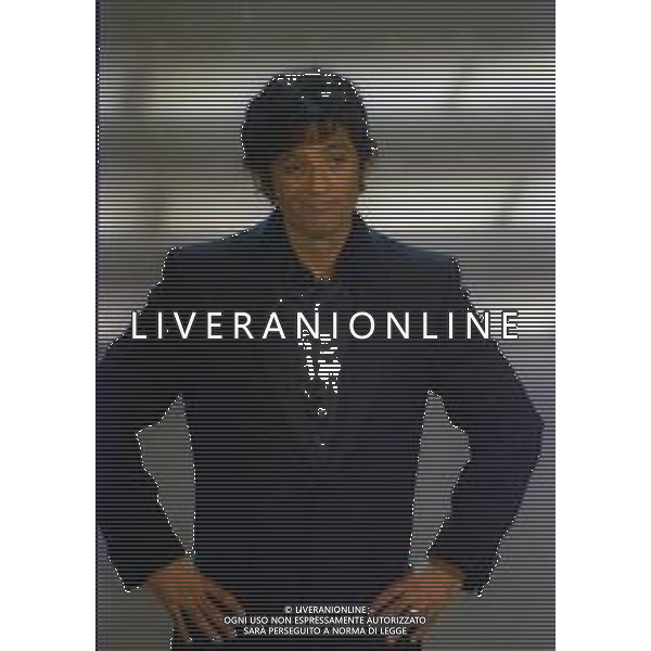 NEG COL- RETROSPETTIVA ROSARIO TINDARO FIORELLO SHOWMAN-IMITATORE -COMICO E CANTANTE NELLA FOTO ROSARIO TINDARO FIORELLO A SANREMO NELL\'ANNO 2002 AG ALDO LIVERANI SAS 