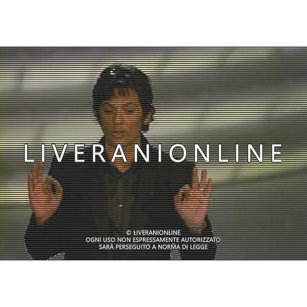 NEG COL- RETROSPETTIVA ROSARIO TINDARO FIORELLO SHOWMAN-IMITATORE -COMICO E CANTANTE NELLA FOTO ROSARIO TINDARO FIORELLO A SANREMO NELL\'ANNO 2002 AG ALDO LIVERANI SAS 