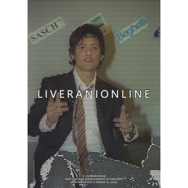 NEG COL- RETROSPETTIVA ROSARIO TINDARO FIORELLO SHOWMAN-IMITATORE -COMICO E CANTANTE NELLA FOTO ROSARIO TINDARO FIORELLO A SANREMO NELL\'ANNO 2002 AG ALDO LIVERANI SAS 