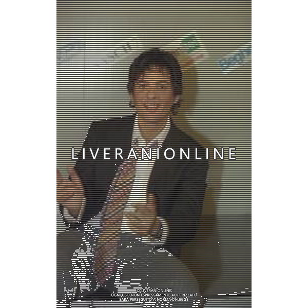 NEG COL- RETROSPETTIVA ROSARIO TINDARO FIORELLO SHOWMAN-IMITATORE -COMICO E CANTANTE NELLA FOTO ROSARIO TINDARO FIORELLO A SANREMO NELL\'ANNO 2002 AG ALDO LIVERANI SAS 