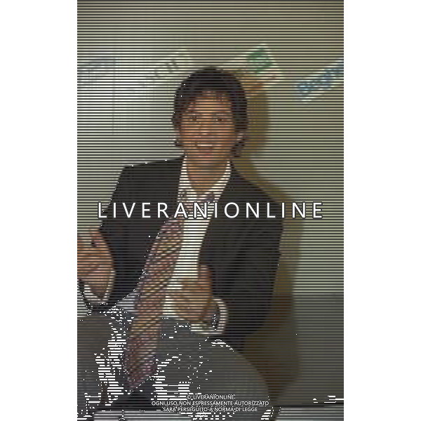 NEG COL- RETROSPETTIVA ROSARIO TINDARO FIORELLO SHOWMAN-IMITATORE -COMICO E CANTANTE NELLA FOTO ROSARIO TINDARO FIORELLO A SANREMO NELL\'ANNO 2002 AG ALDO LIVERANI SAS  